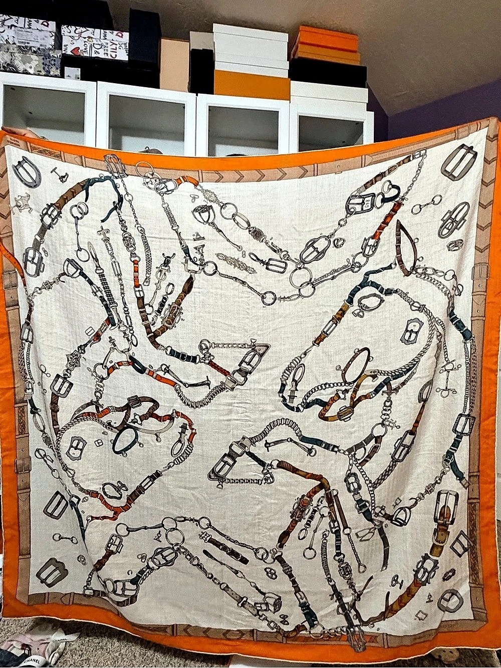 Hermès Les Chevaux Déchaînés Geant Shawl 140 Orange & Cream